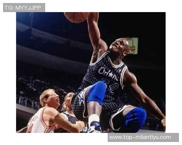 文班表现惊艳砍下17分7篮板隔扣对手并限制切特发挥至极限